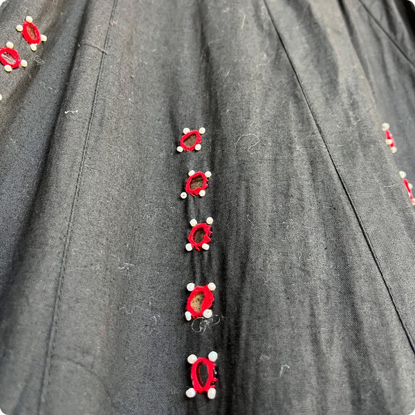 Vintage 70s | Black Western Witchy Grunge Whimsy Goth Prairie Maxi Skirt | OS