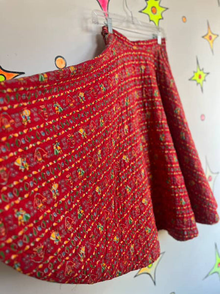Absolutely Adorable 1950s Red Quilted Circle Skirt - Rockabilly Swing - Small