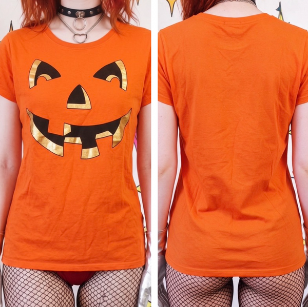Halloween Jack-O-Lantern Tee Spooky Pumpkin Graphic Shirt Trick or Treat Vibes L