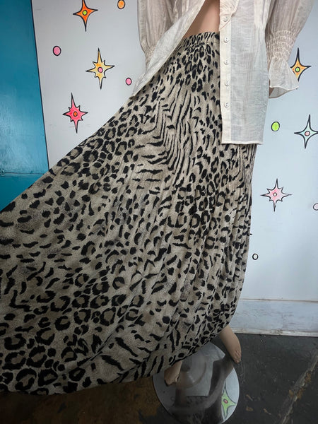 Boho Flowy 90s Vintage Leopard Print Maxi Skirt Whimsy Grunge - Small