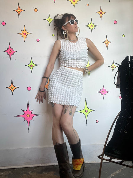 Y2K White Popcorn Two Piece Set | Stretch Mini Skirt Crop Top Coquette Resort M