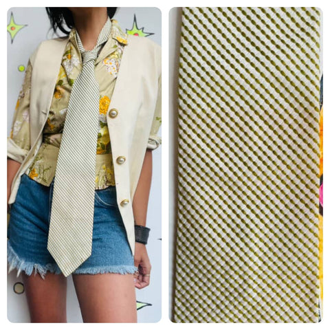 Vintage 1970s Carson Pirie Scott Silk Neck Tie - 4" Wide, 56" Long Men's Formal