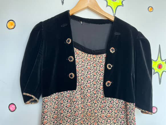 Vintage 40s Velvet Floral Print Dress | Secretary Rococo Goth, Boho Grunge | M/L