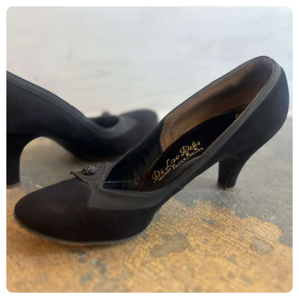 Vintage 40s 50s Black Suede Round-Toe Embellished Heels - Palter Deliso - 8.5