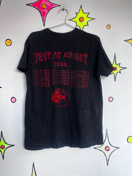 Black Red Metal Band Tee Goth Grunge Concert T Shirt Distressed Graphic Shirt L