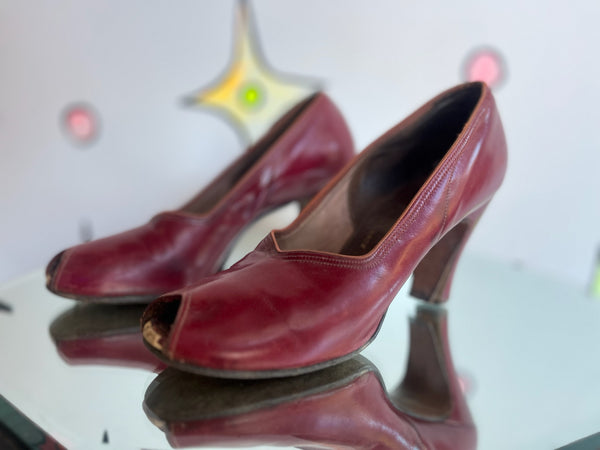 40s Scarlet Cherry Red Sweetheart Heels Vintage Pinup Peep Toe Leather Pumps 7.5