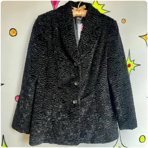 Vintage 90s Vegan Lamb Faux Fur Coat – Style Co. – Soft Textured Grunge Glam – M