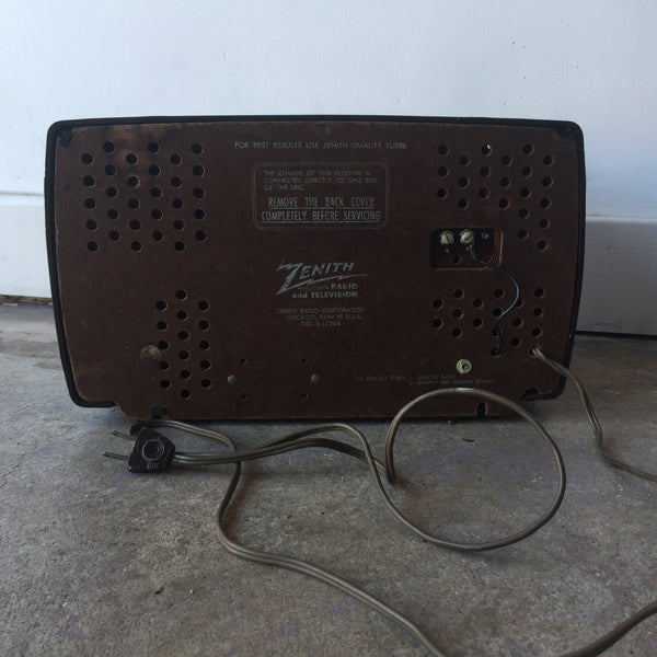 Vintage 1950's | Zenith Bakelite AM/FM Radio T723