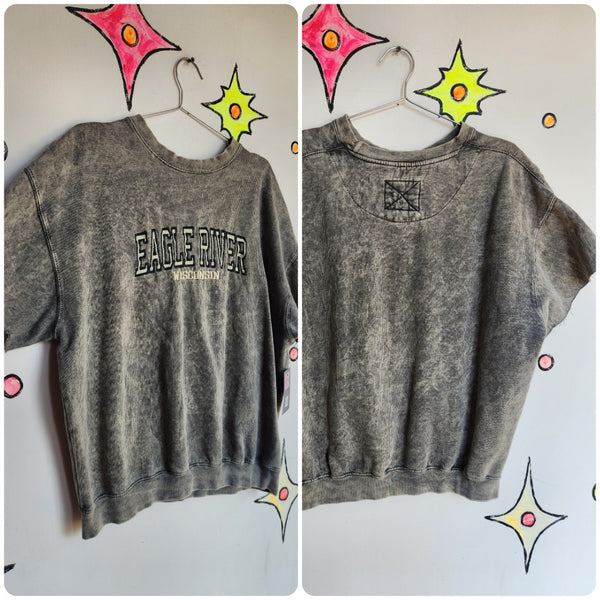 Vintage 90s Y2K | Grunge Embroidered Cut Off Pullover Sweatshirt Tee T Shirt | L