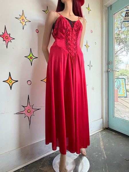 Romantic Red Nylon Lace Full Length Nighty Gown Vamp Pin-Up Glam Vamp Siren S