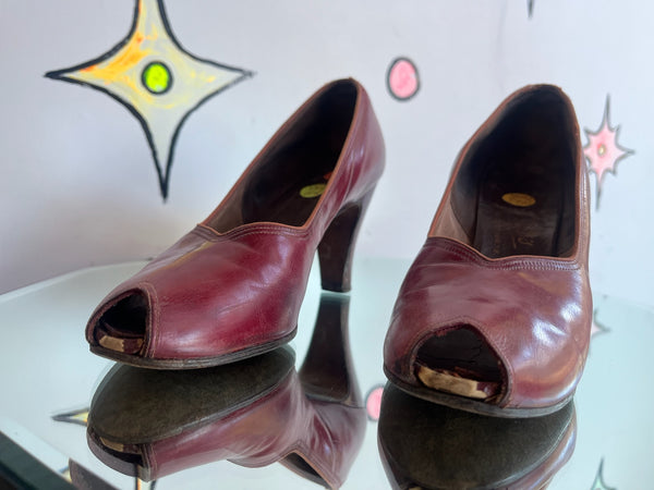 40s Scarlet Cherry Red Sweetheart Heels Vintage Pinup Peep Toe Leather Pumps 7.5
