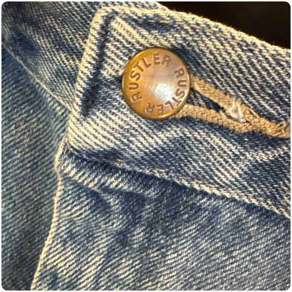 Vintage 90s Grunge Denim Cut Off Shorts - Mid Rise Jean Shorts 32" Waist