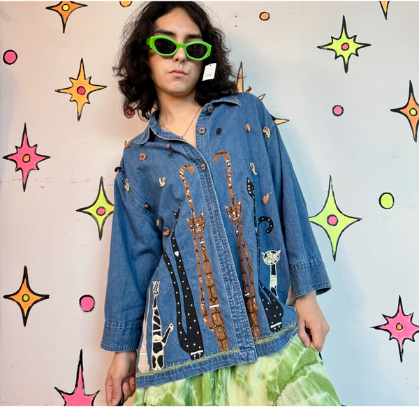 80s 90s Cat Print Shirt Embroidered Denim Button Up Kitschy Western Novelty L