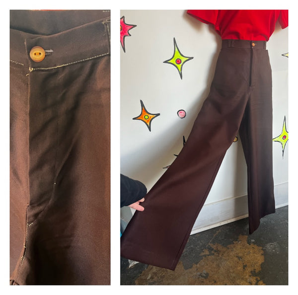 Vintage 1970s | Brown Groovy Disco Wide Leg High Waist Bellbottoms | Size M