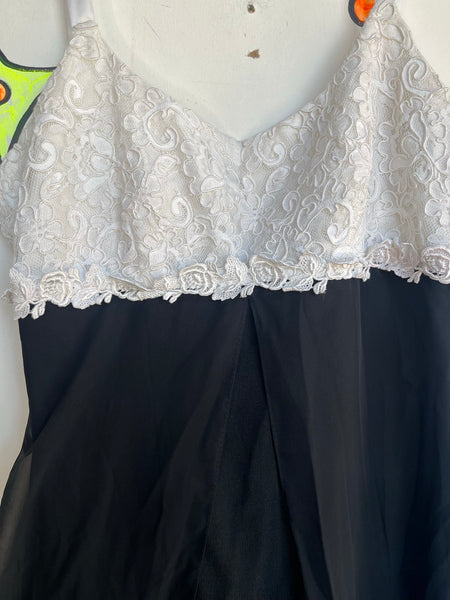 Vintage 90s Black & White Lace Embroidery Formal Prom Fairy Romantic Dress 3/4
