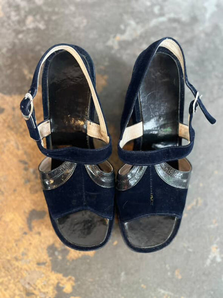 1940s Navy Blue Velvet Peep Toe Wedge Platform Heels - 7.5