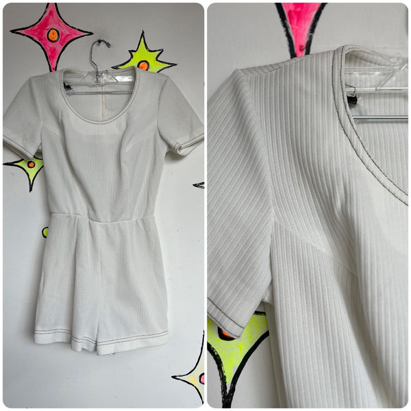Vintage 1960s–70s White Ribbed Go-Go Mod Romper | Groovy Mini Playsuit | XS