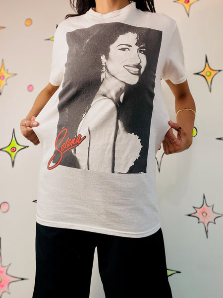 Vintage 90s Y2K Selena Tee – White Iconic Selena Quintanilla T-Shirt – Size S
