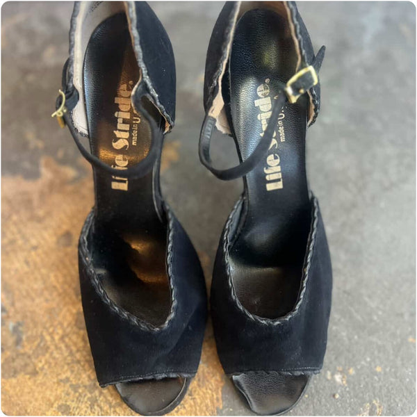 Vintage 1950s–60s Black Suede Peep Toe Strap Heels – Life Stride – Size 7