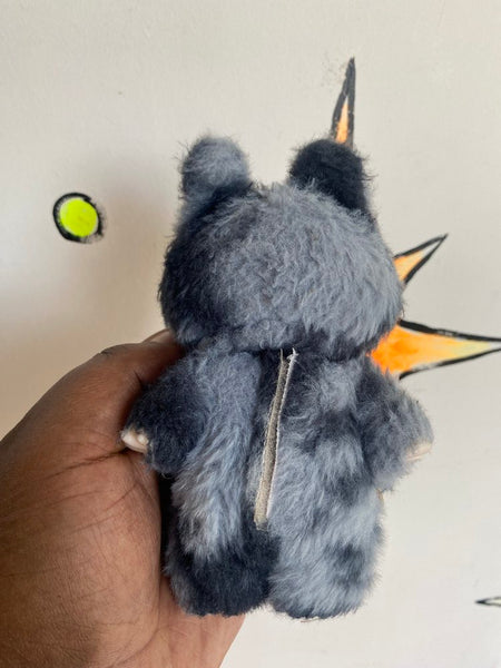 Grey Lafufu Doll Plush Keychain – Kawaii Goth Creepy Cute Y2K Bag Charm