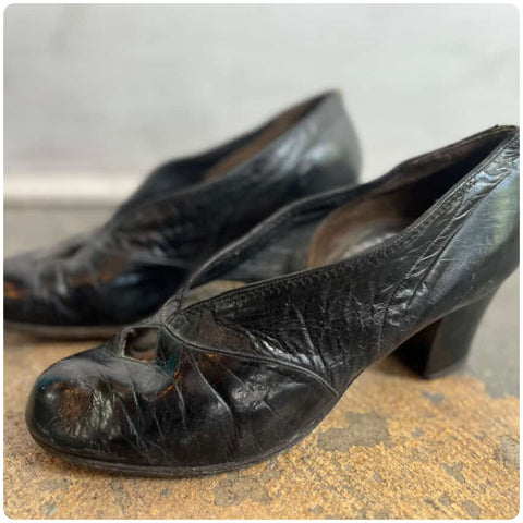 Antique Victorian Early 1900s Black Patent Leather Dancing Shoes – Witchy - 8