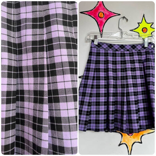 Vintage 90s Y2K | Plaid Tartan Pleated School Girl Mini Skirt | Grunge Emo | 2