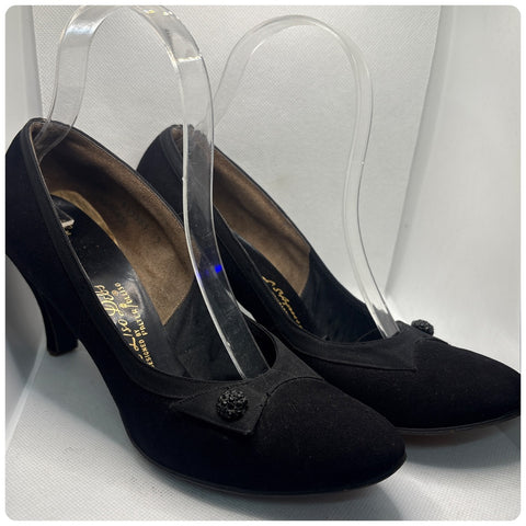 Vintage 40s 50s Black Suede Round-Toe Embellished Heels - Palter Deliso - 8.5