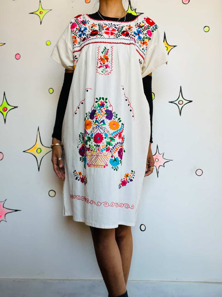 Vintage Mexican Off White Boho Hand Embroidered MuuMuu Dress Festival Wear S/M