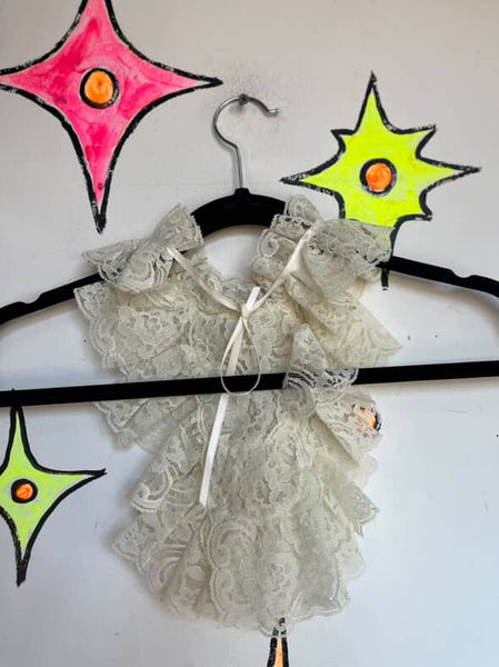 Vintage Off-White Lace Ruffle Neck Tie Pirate Cravat | Victorian Edwardian