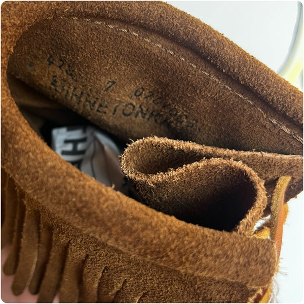 Minnetonka Moccassins | Leather Suede Fringe Moccasin Booties Boots | Size 7