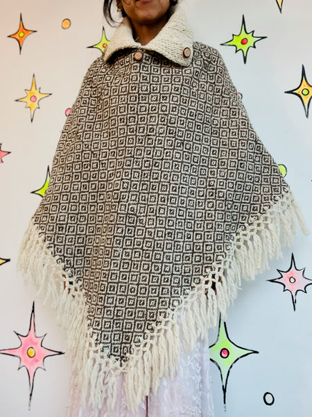 Vintage 60s 70s Brown & Cream Boho Crochet Poncho Capelet with Fringe