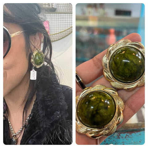 Vintage 70s | Chunky Green and Gold Gaudy Extra Statement Clip On Earrings