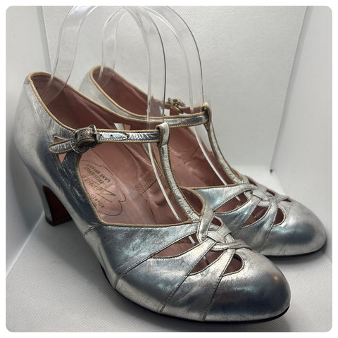 Antique 1920s Silver Gatsby T-Strap Leather Heels - Art Deco - Size 36 US 6.5-7