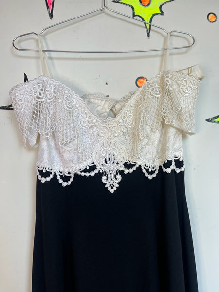 Vintage 90s Black & White Lace Dress – Victorian Formal – Scott McClintock – M