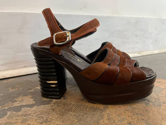 Vintage 1940s Brown Cowhide Leather Peep Toe Wooden Platform Heels | 6.5 - 7