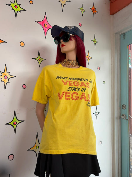 Vintage Las Vegas Souvenir Graphic Novelty Tee Distressed Thrashed Streetwear L