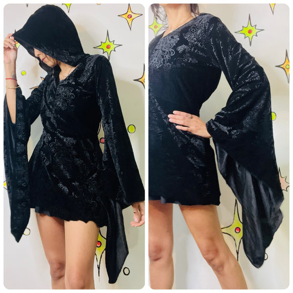 Black Velvet Hooded Goth Mini Dress | Bell Sleeves Witchy Dress | S/M