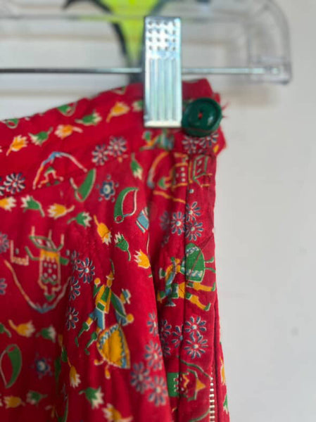 Absolutely Adorable 1950s Red Quilted Circle Skirt - Rockabilly Swing - Small