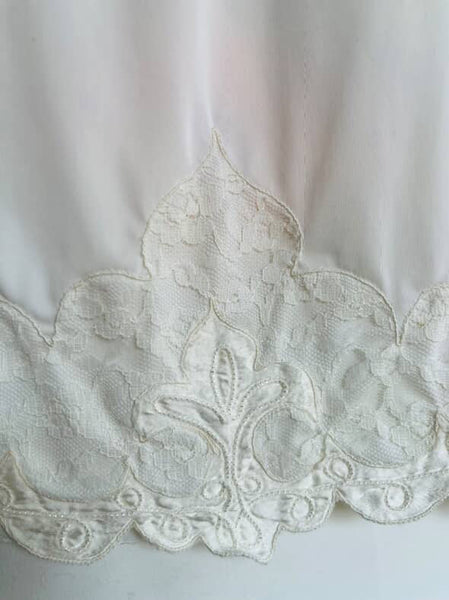 Vintage White Lacey Babydoll Fairy Grunge Half Slip Skirt - Size Small