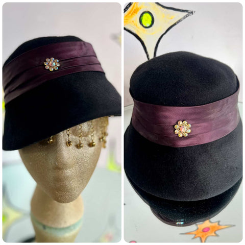 Vintage 1940s Era Cloche Hat - Classic Mid-Century Style
