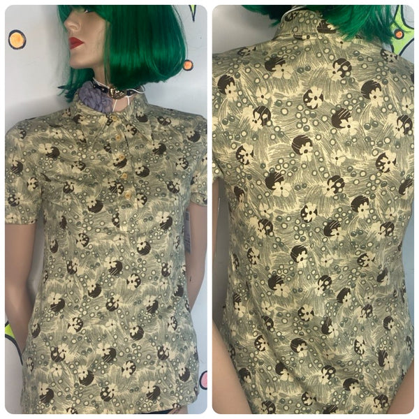 Vintage 70s Retro Groovy Fitted Button-Down Shirt Green Dagger Collar Top - M