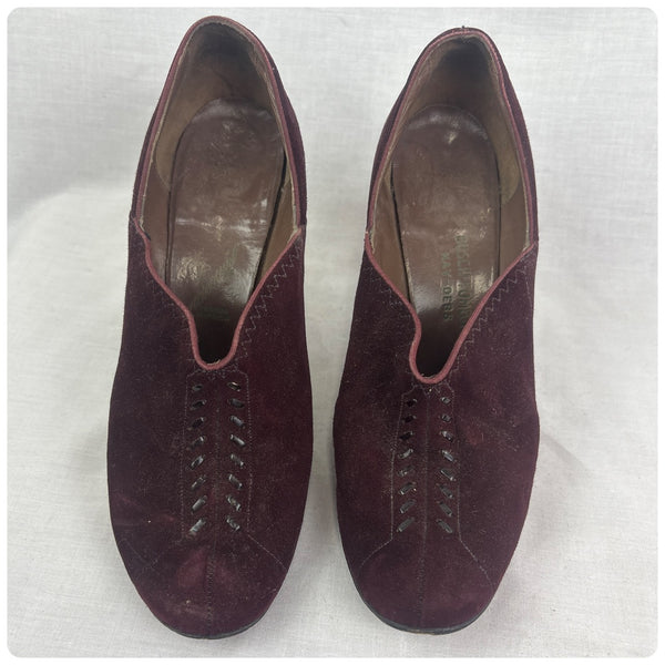 Vintage 1930s 40s Burgundy Suede Pumps w Embroidered Detailing 5.5 or snug 6