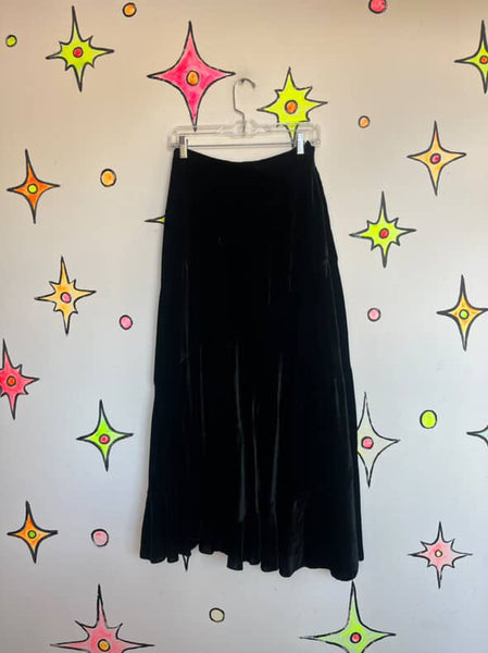 Vintage Y2K Black Velvet Maxi Skirt | Fairy Grunge Whimsy Goth | Size 4