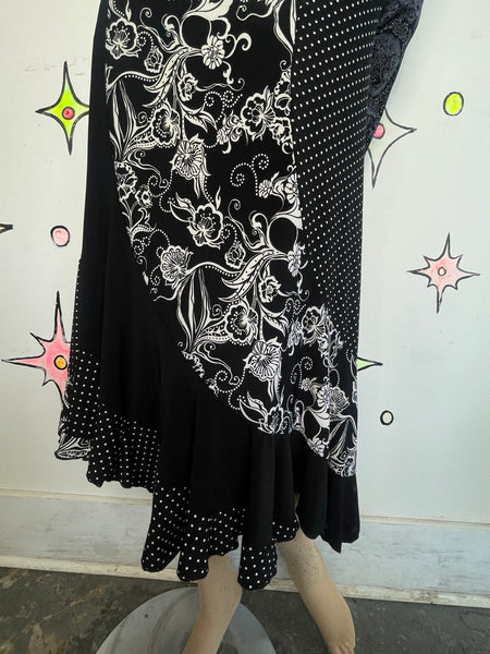 90s Black and White Polka Dot Scarf Print Ruffled Midi Skirt Whimsigoth Goth L