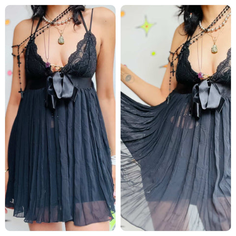 Vintage Victorias Secret Slip | Black Lace Goth Vamp Babydoll Fairy Lingerie | S