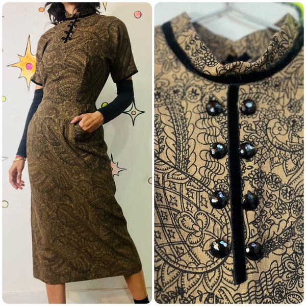 Vintage 1950s Paisley Wiggle Dress - Beaded Floral Print - Pin-Up Bombshell - M