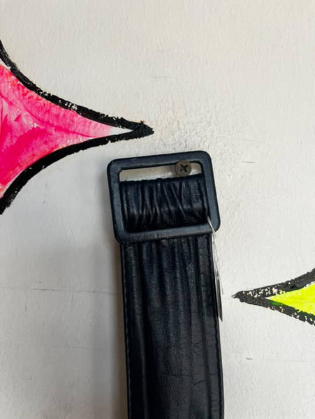 Vintage 1980s Navy Leather Waist Belt – Adjustable – Small – Soft Leather