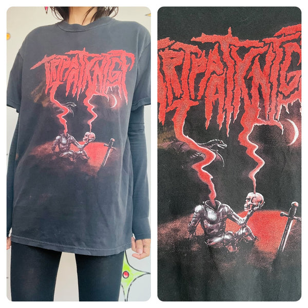 Black Red Metal Band Tee Goth Grunge Concert T Shirt Distressed Graphic Shirt L