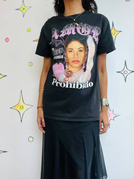 Vintage 90s Y2K Selena Queen of Cumbia T-Shirt | Concert Tee | Size M