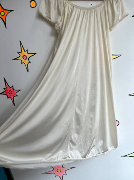 Vintage 70s 80s Off White Babydoll Lace Silky Nighty Gown Grunge Fairy Rococo M